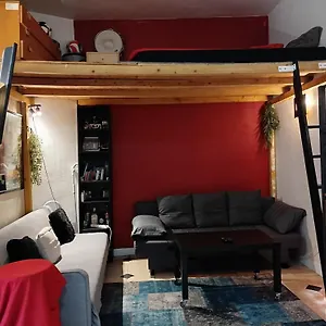 Sympa Meuble Et Equipe Nation. Appartement